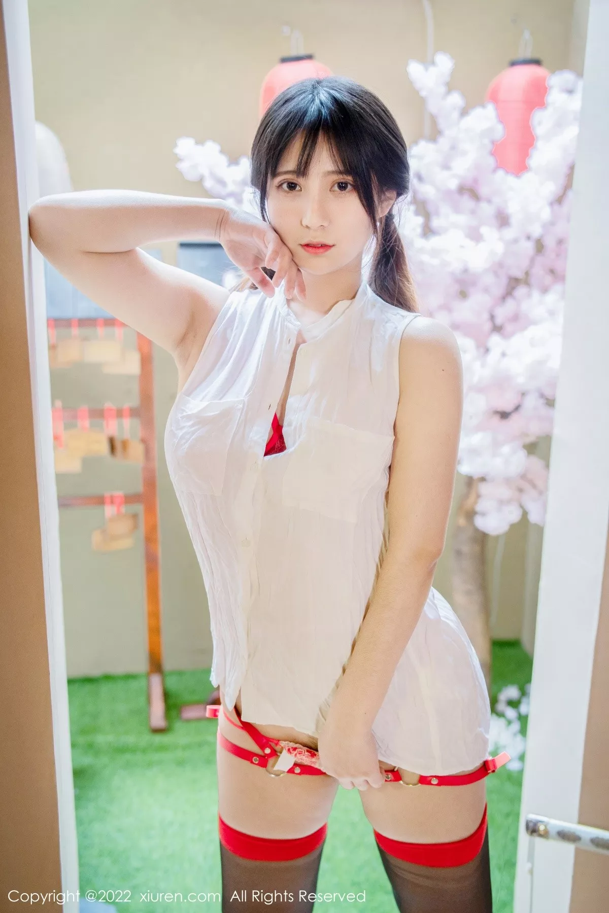 [XiuRen秀人網]第4930期久久寫真