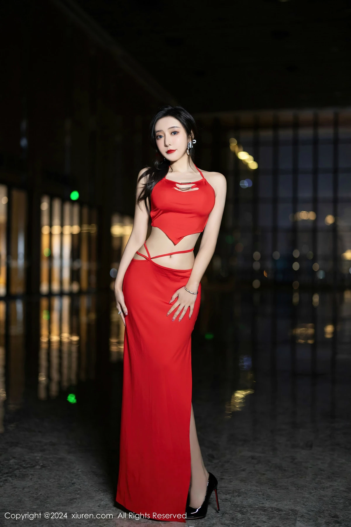 [XiuRen秀人網]第8378期王馨瑤寫真