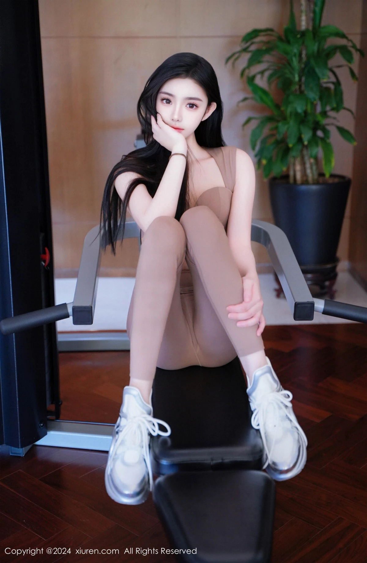 [XiuRen秀人網]第8382期龍雪兒寫真